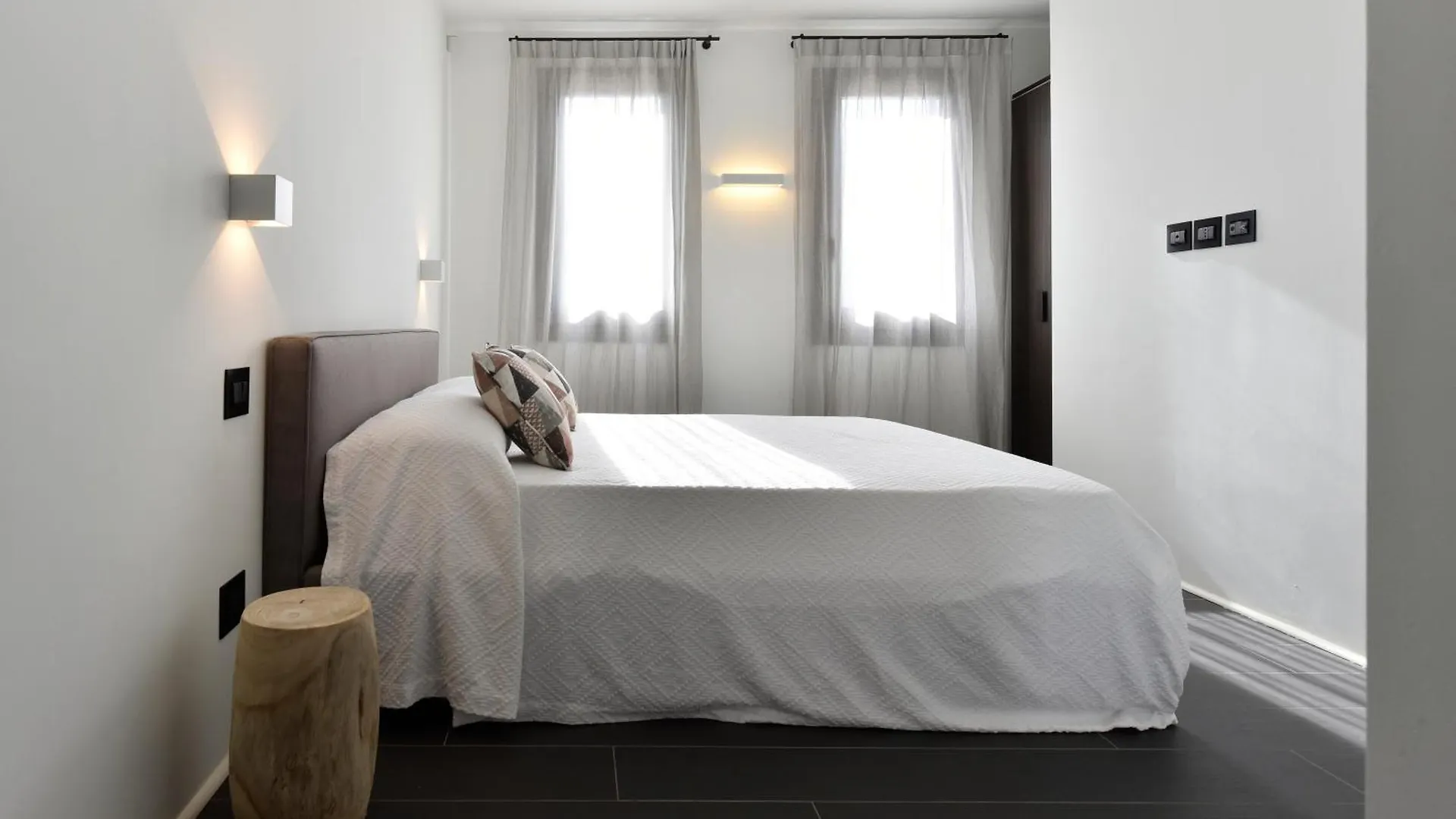 Villa Stornella By Mmega Case Canini
